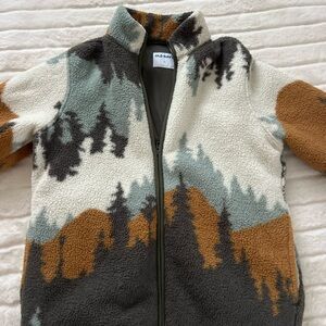 Old Navy Mountain Print Sherpa Jacket